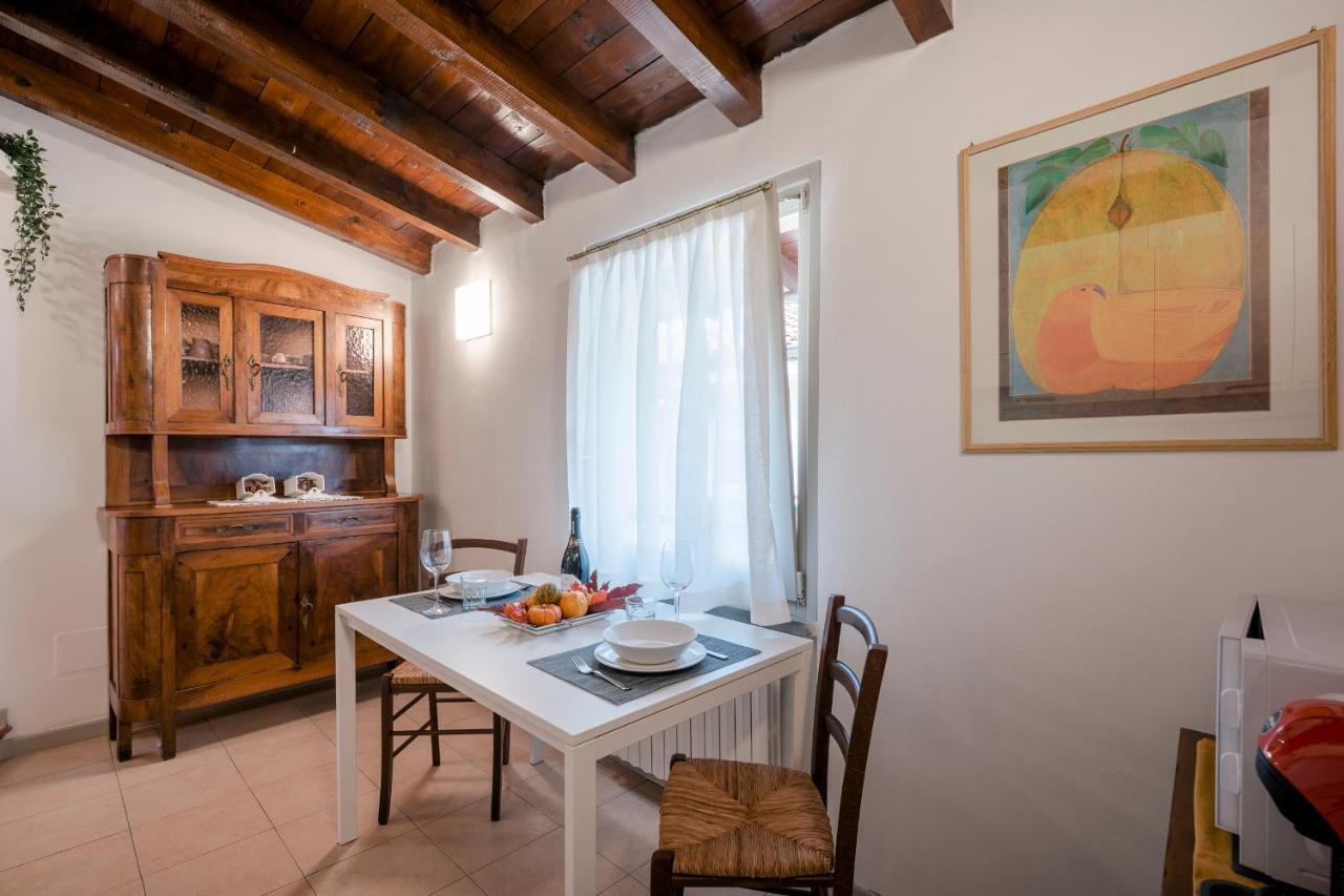 Lovely Mansard Iseo Portelle Holiday With Private Parking And Bike Storage Exterior photo